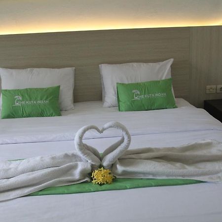 Kuta Indah Hotel Luaran gambar